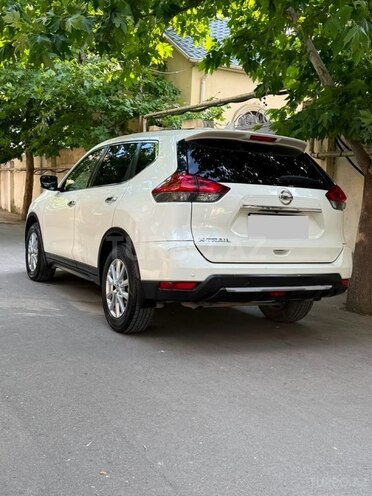 Nissan X-Trail-13