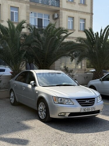 Hyundai Sonata-2