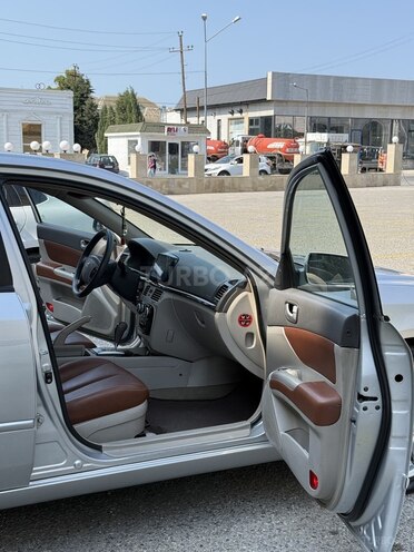 Hyundai Sonata-6