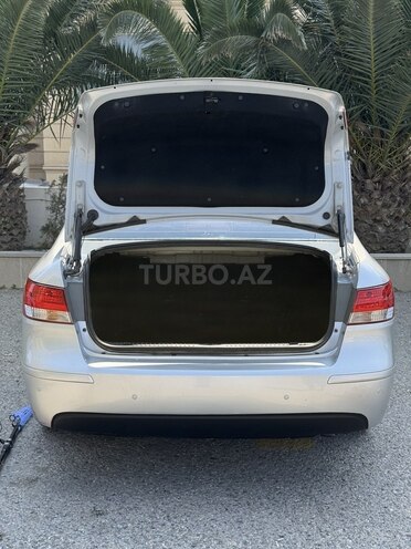Hyundai Sonata-12