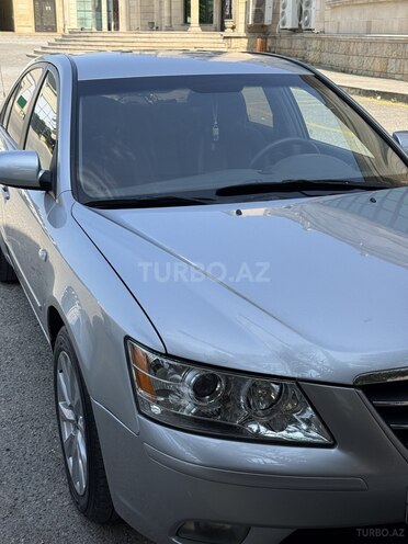 Hyundai Sonata-8