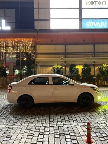 Chevrolet Cobalt-8