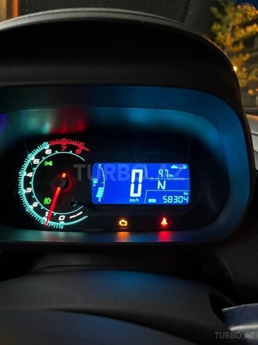 Chevrolet Cobalt-13