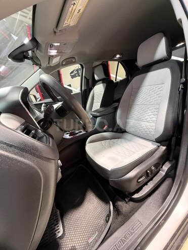 Chevrolet Equinox-16