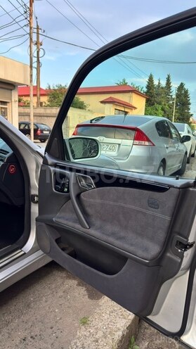 Mercedes E 300-8