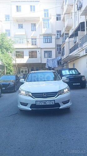 Honda Accord-11