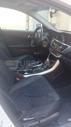 Honda Accord-5