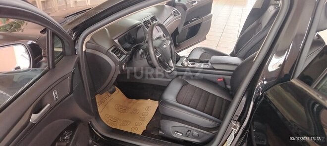 Ford Fusion (North America)-12