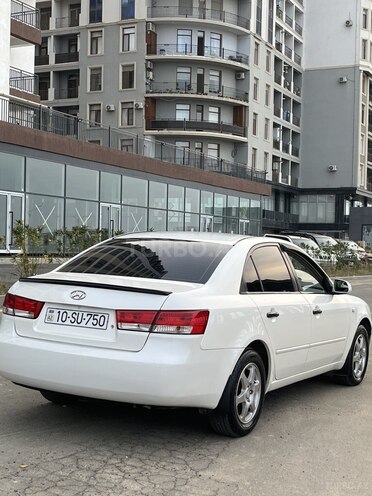Hyundai Sonata-6