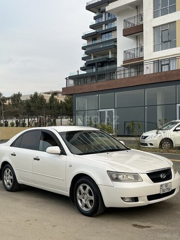 Hyundai Sonata-3