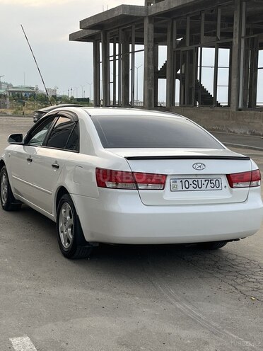 Hyundai Sonata-5