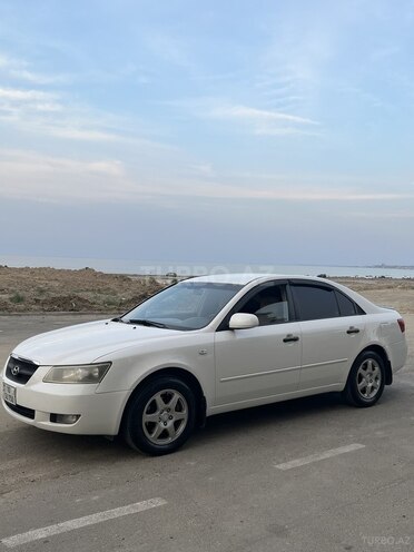 Hyundai Sonata-2