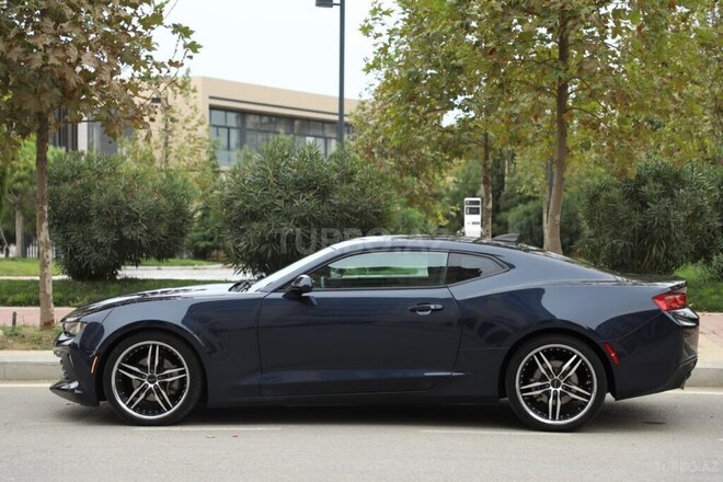 Chevrolet Camaro-8