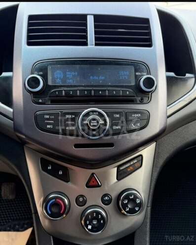 Chevrolet Aveo-6