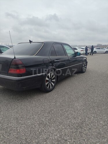 Mercedes C 240-3