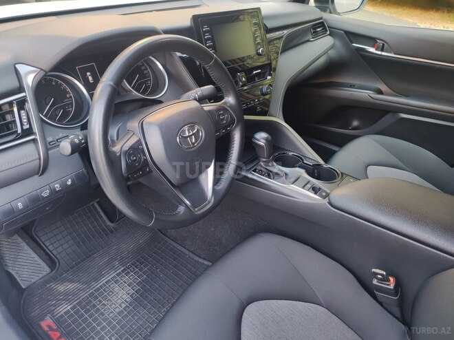Toyota Camry-8