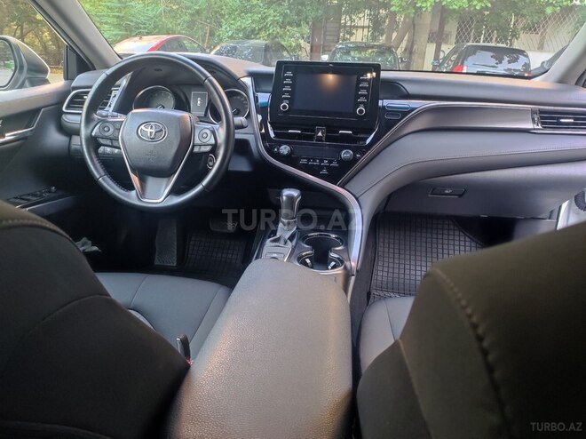 Toyota Camry-3