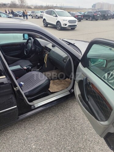 Mercedes C 240-11