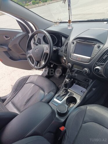 Hyundai ix35-10