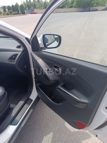 Hyundai ix35-11