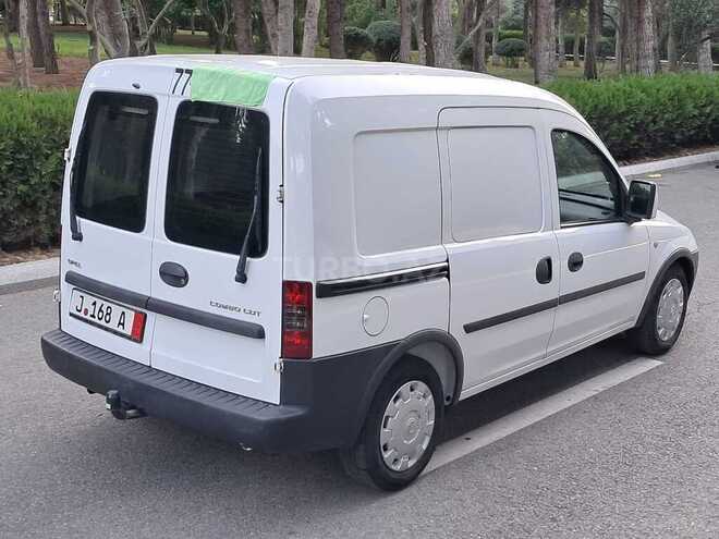 Opel Combo-8