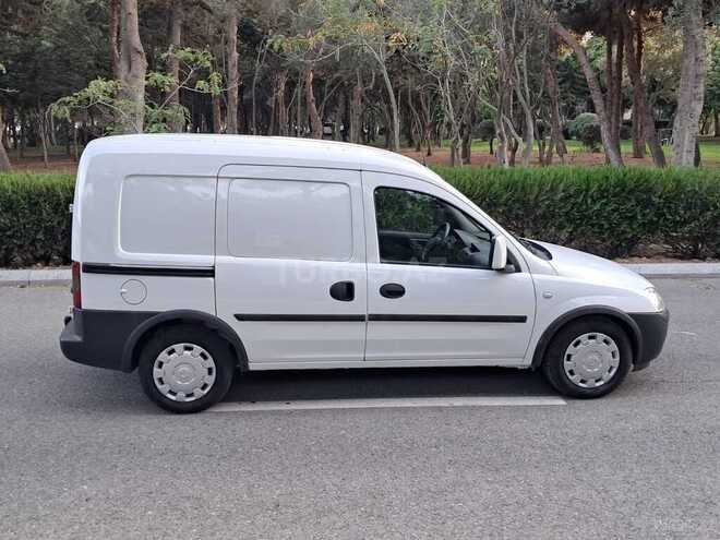 Opel Combo-10