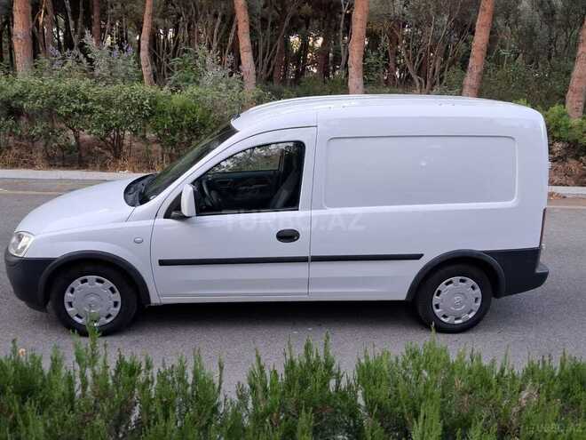 Opel Combo-11