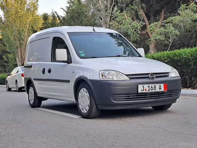 Opel Combo-13