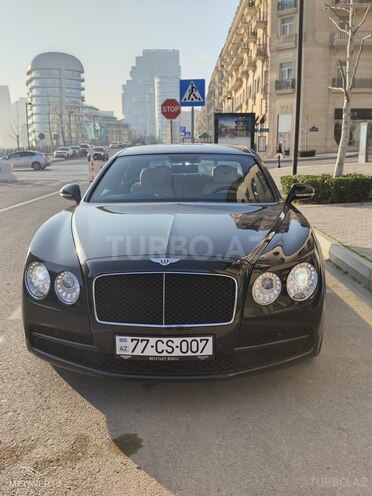 Bentley Flying Spur-1
