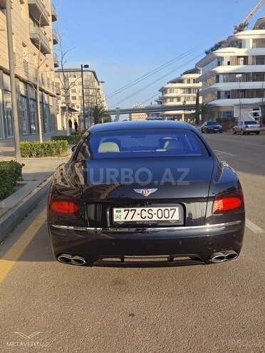 Bentley Flying Spur-2