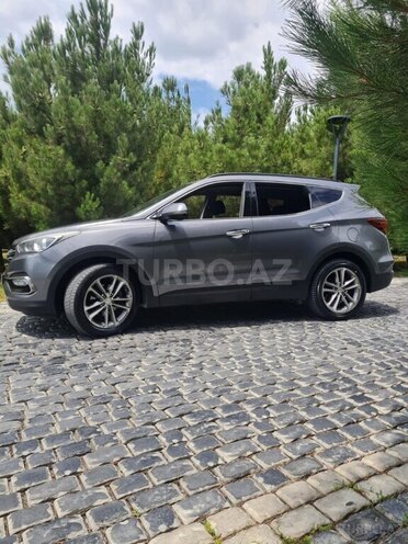 Hyundai Santa Fe-4