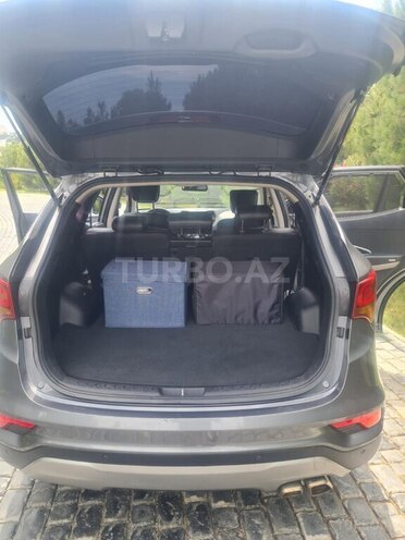 Hyundai Santa Fe-10
