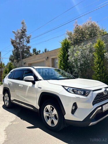 Toyota RAV4-1
