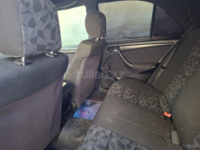 Mercedes C 200-4