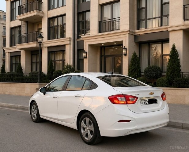 Chevrolet Cruze-2