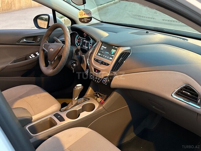 Chevrolet Cruze-6