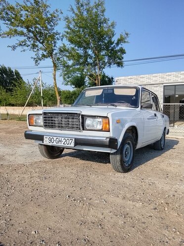 LADA (VAZ) 2107-1