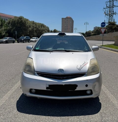 Toyota Prius-1