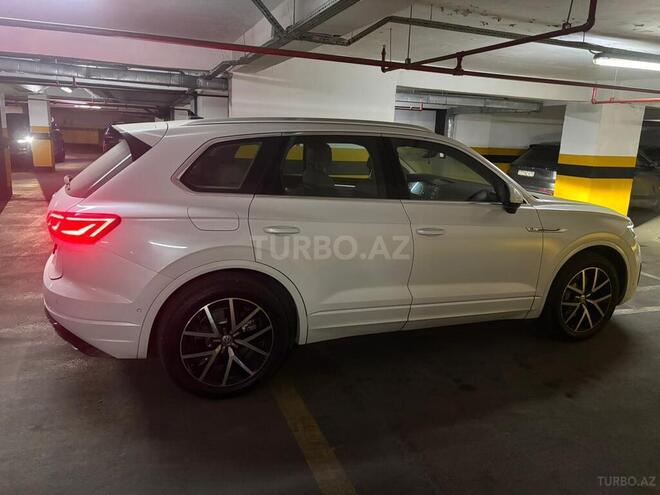 Volkswagen Touareg-7