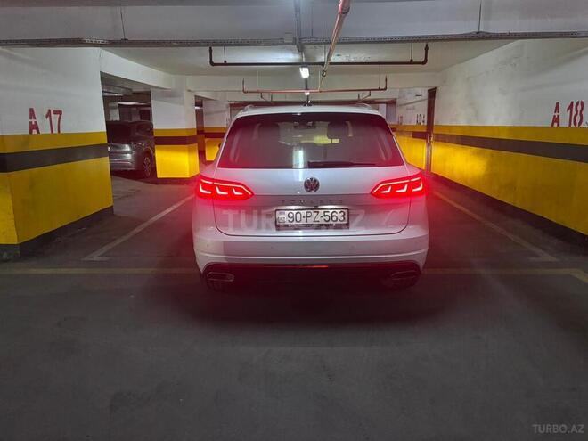 Volkswagen Touareg-6