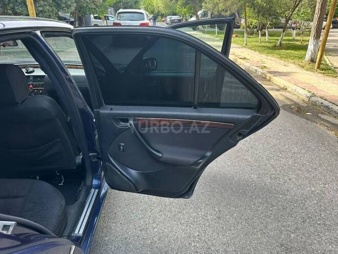 Mercedes C 220-7
