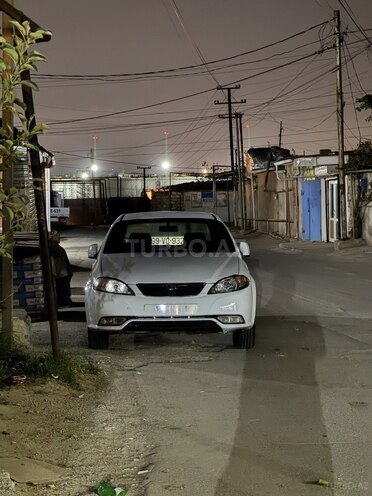 Daewoo Gentra-10