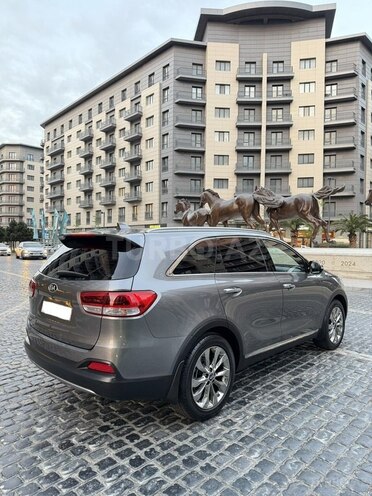 Kia Sorento-7
