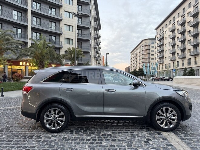 Kia Sorento-10
