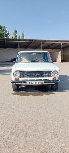LADA (VAZ) 21011-1