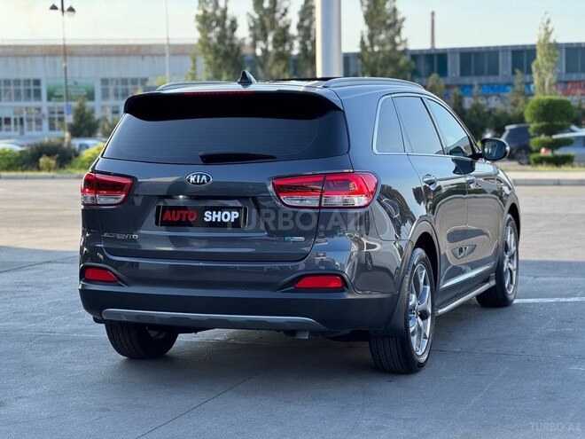 Kia Sorento-3