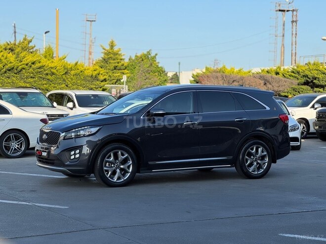 Kia Sorento-11