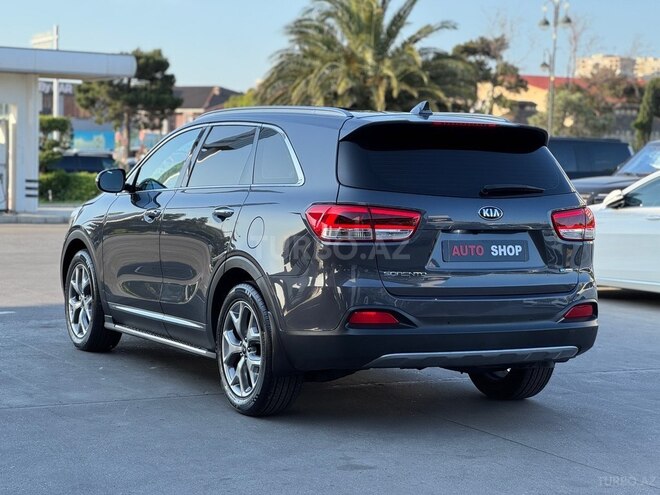 Kia Sorento-7
