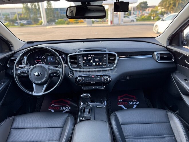 Kia Sorento-20