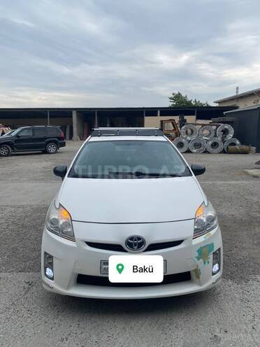 Toyota Prius-1